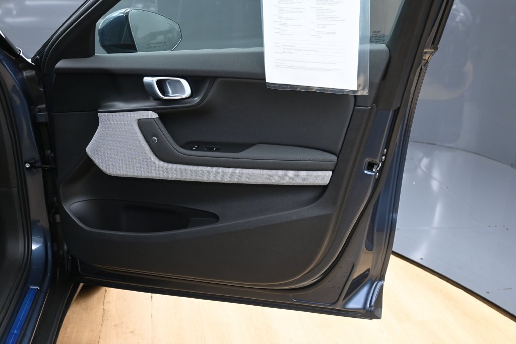 Used 2024 Polestar Polestar 2 AWD/4WD image 28