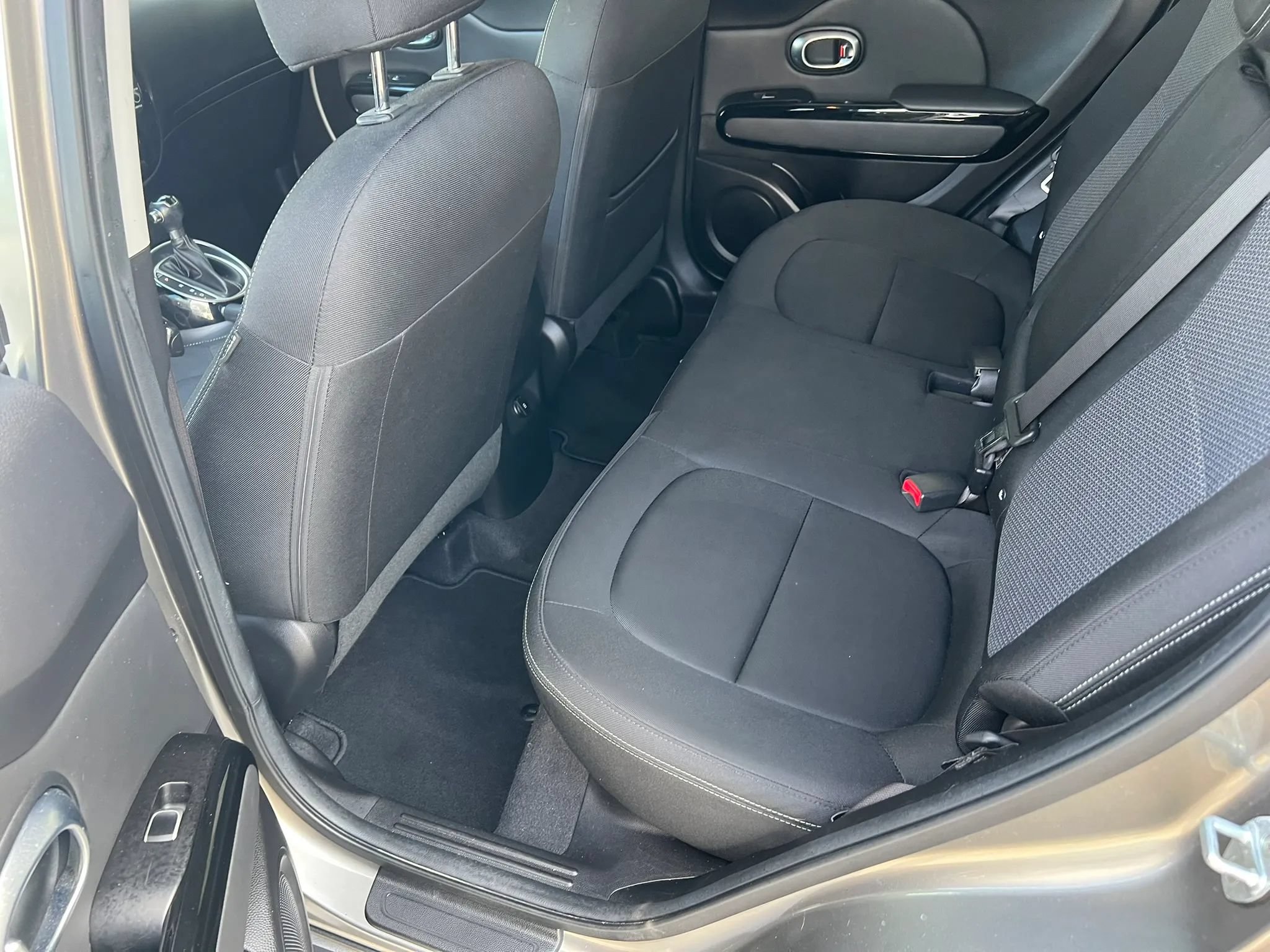 Used 2018 Kia Soul + w/ Audio Package FWD image 13