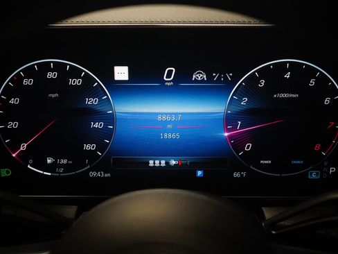 Certified 2023 Mercedes-Benz GLC 300 4MATIC image 17