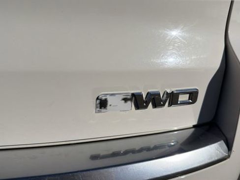 Used 2014 GMC Acadia SLT image 33