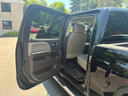 Used 2016 GMC Sierra 1500 Denali w/ Enhanced Driver Alert Package AWD/4WD image 14