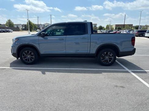 Certified 2024 Honda Ridgeline Sport image 2