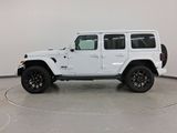 Used 2022 Jeep Wrangler Unlimited Sahara image 2