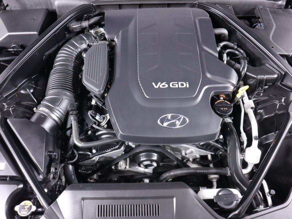 Used 2016 Hyundai Genesis 3.8 RWD image 39