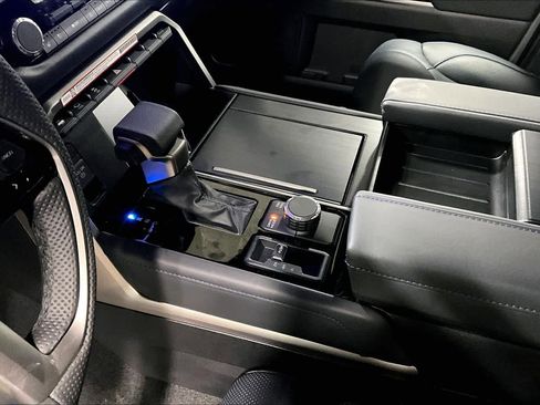 New 2026 Toyota Tundra Platinum AWD/4WD image 7