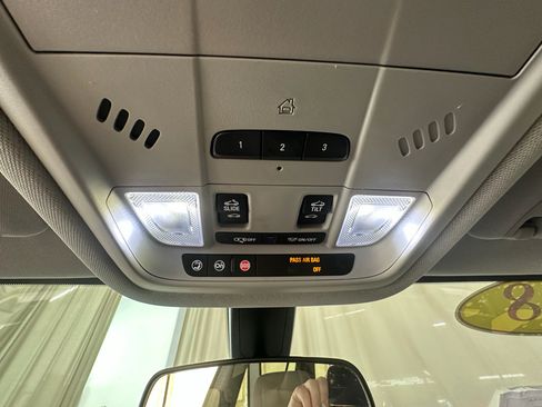 Used 2018 GMC Acadia SLE w/ Driver Alert Package I FWD image 27