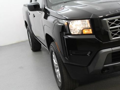 Used 2023 Nissan Frontier SV AWD/4WD image 4