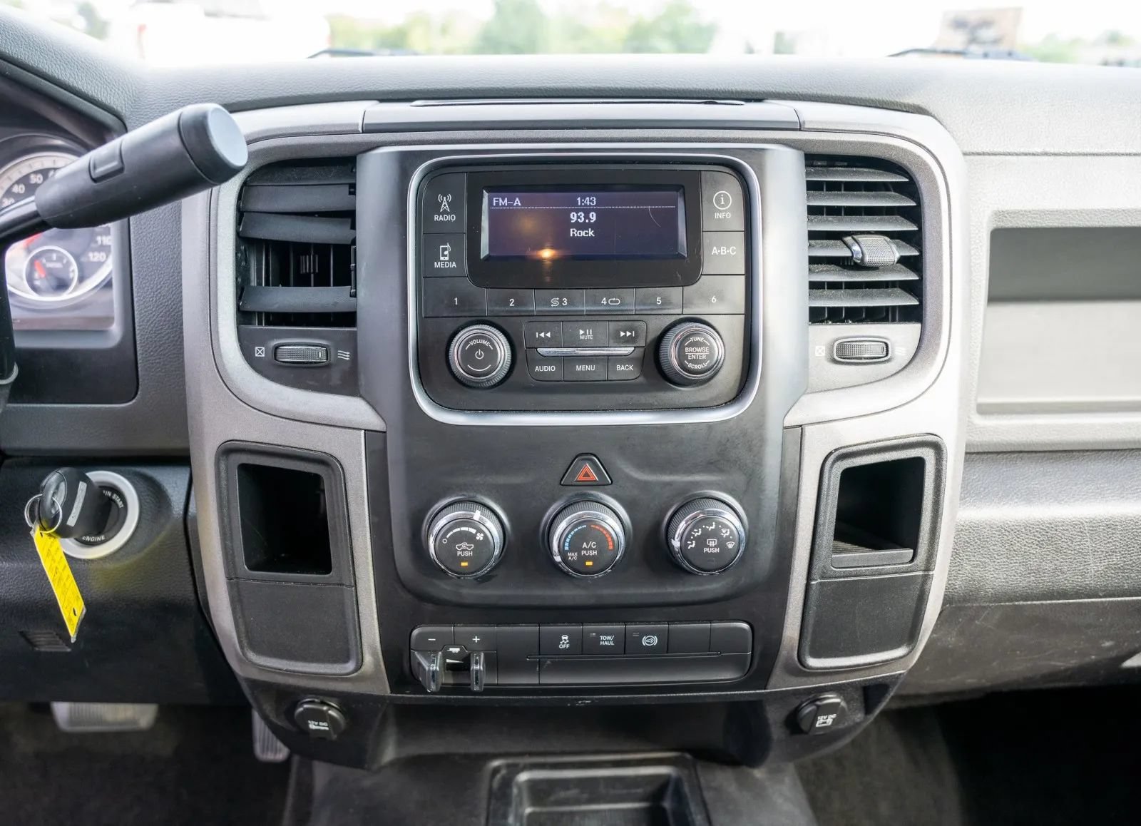 Used 2016 RAM 2500 Tradesman w/ Popular Equipment Group AWD/4WD image 29