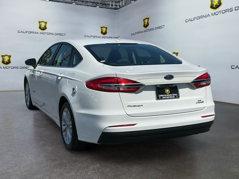 Used 2019 Ford Fusion SE FWD image 7