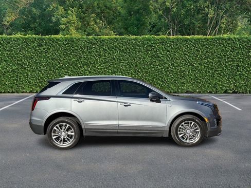 Used 2021 Cadillac XT5 Premium Luxury w/ LPO, Floor Liner Package FWD image 2