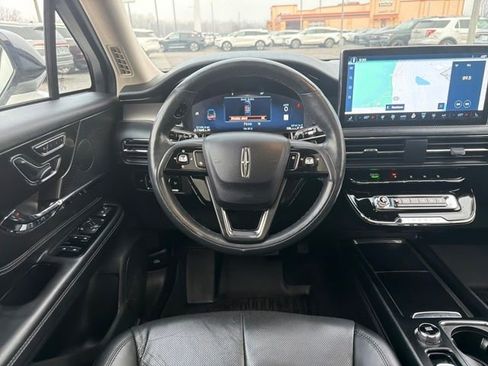 Used 2023 Lincoln Corsair Reserve w/ Equipment Group 201A image 19