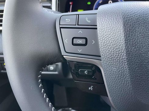 New 2026 Toyota Camry SE image 32