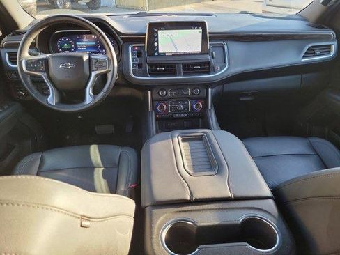 Used 2022 Chevrolet Tahoe Z71 w/ Off-Road Capability Package image 15