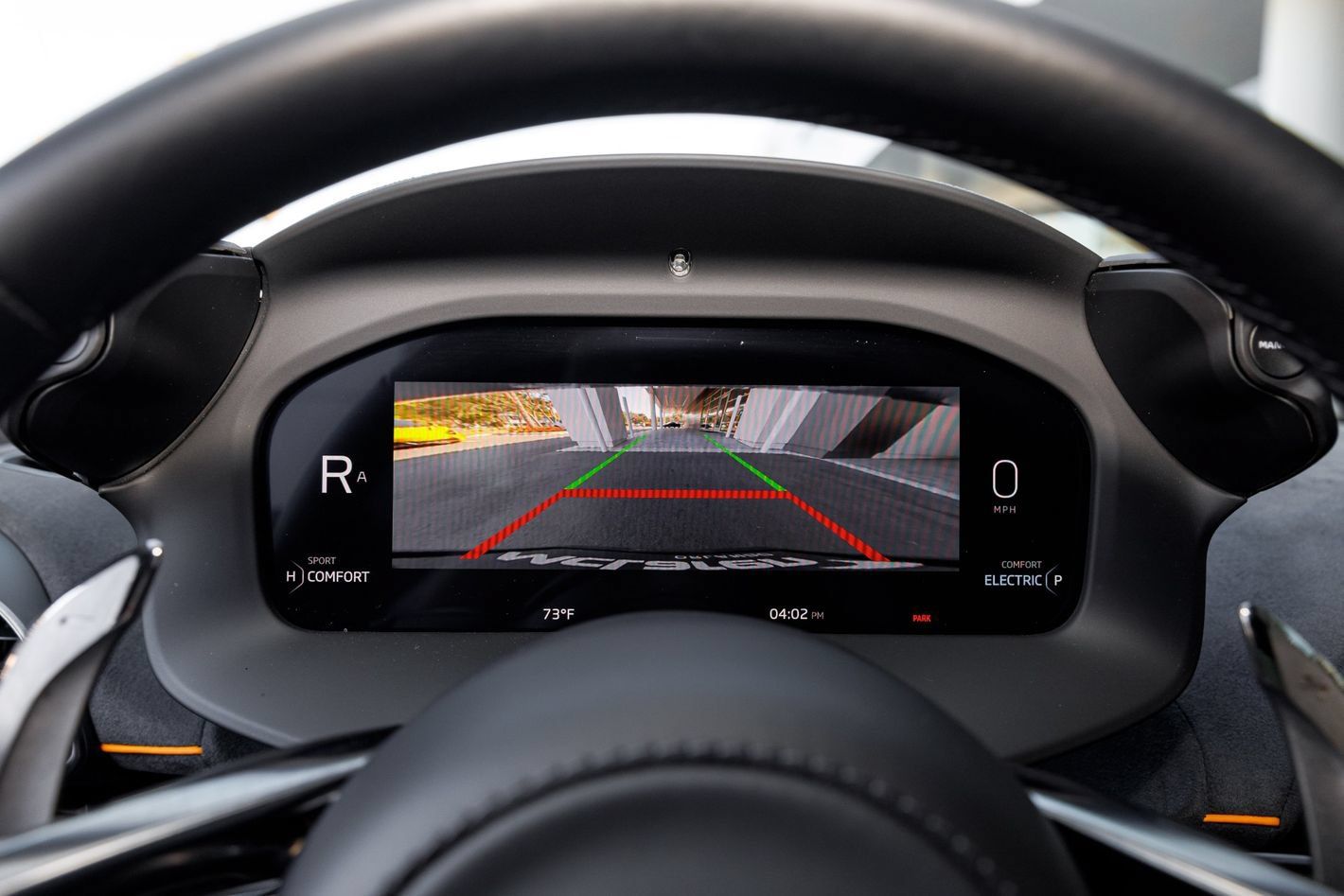 Used 2025 McLaren Artura RWD image 31