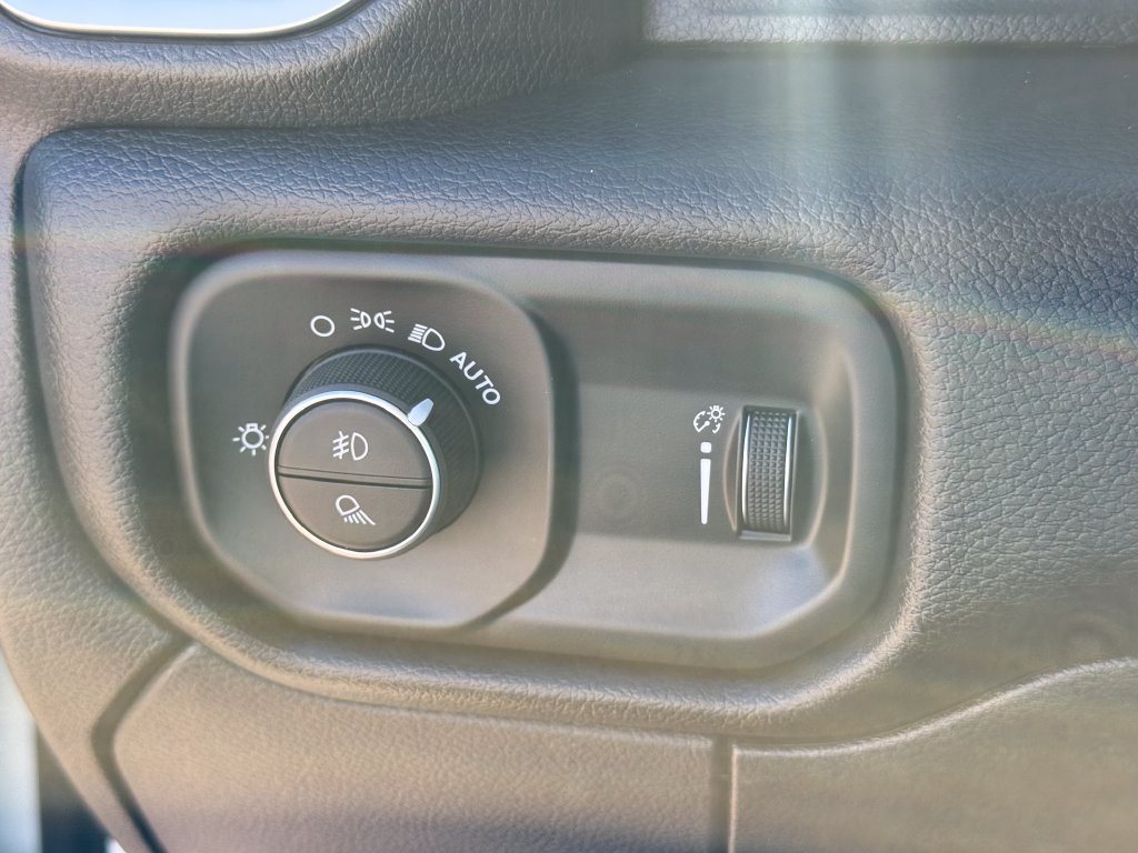 New 2027 RAM 2500 Big Horn AWD/4WD image 19