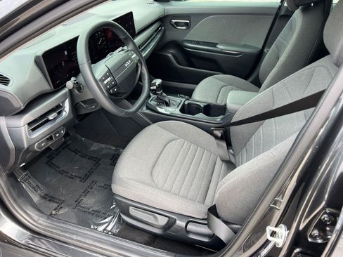 Used 2025 Kia K4 EX FWD image 9