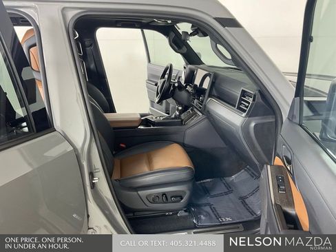 Used 2024 Lexus GX 550 w/ Accessory Package (2T) AWD/4WD image 15