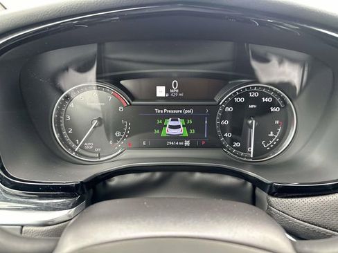 Certified 2023 Cadillac XT5 Premium Luxury AWD/4WD image 38