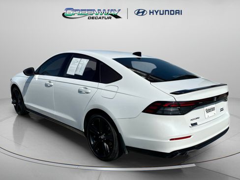 Used 2023 Honda Accord Sport image 6