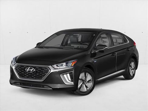 Used 2022 Hyundai Ioniq SE image 1