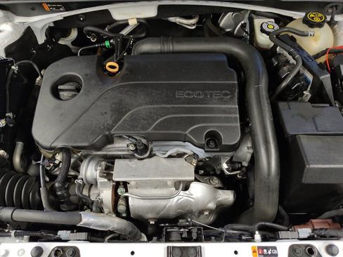 Used 2020 Chevrolet Malibu RS FWD image 30