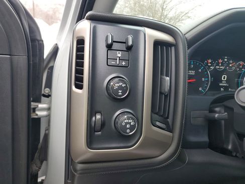 Used 2018 GMC Sierra 1500 Denali w/ Denali Ultimate Package image 19