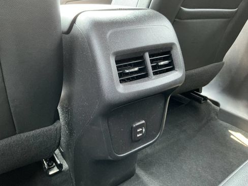 Used 2023 Chevrolet Equinox RS AWD/4WD image 26