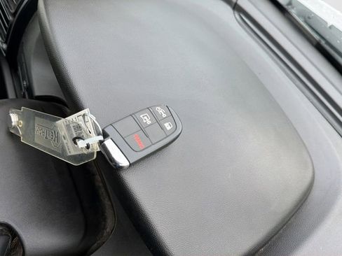 Used 2025 RAM ProMaster 3500 w/ Convenience Group FWD image 37