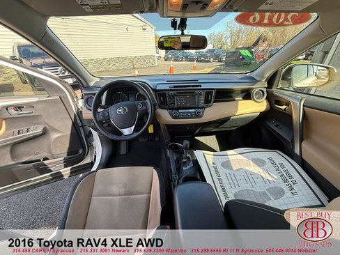 Used 2016 Toyota RAV4 XLE AWD/4WD image 27