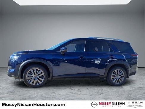 Certified 2023 Nissan Pathfinder SL w/ SL Premium Package image 5