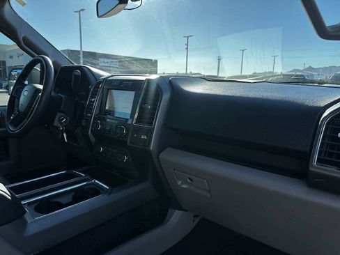 Used 2020 Ford F150 XLT w/ Equipment Group 302A Luxury AWD/4WD image 11