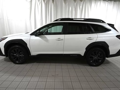 Certified 2025 Subaru Outback Onyx Edition AWD/4WD image 9