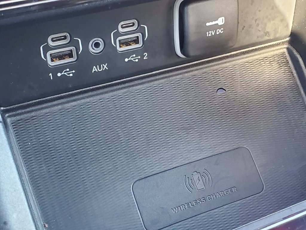Used 2025 Jeep Grand Cherokee Limited w/ Luxury Tech Group II AWD/4WD image 19