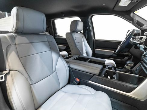 New 2026 Toyota Tundra Limited AWD/4WD image 15