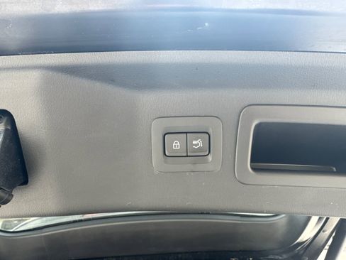 Used 2024 MAZDA CX-90 3.3 Turbo w/ Preferred Plus image 19