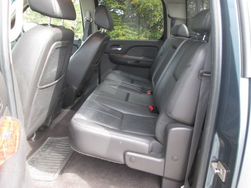 Used 2008 Chevrolet Silverado 1500 LTZ w/ Safety Package RWD image 18