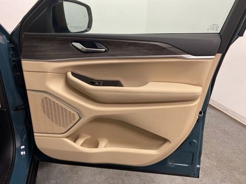 New 2026 Jeep Grand Cherokee Limited image 26