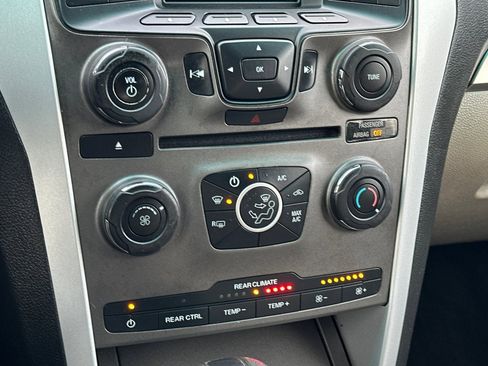 Used 2015 Ford Explorer 4WD image 19