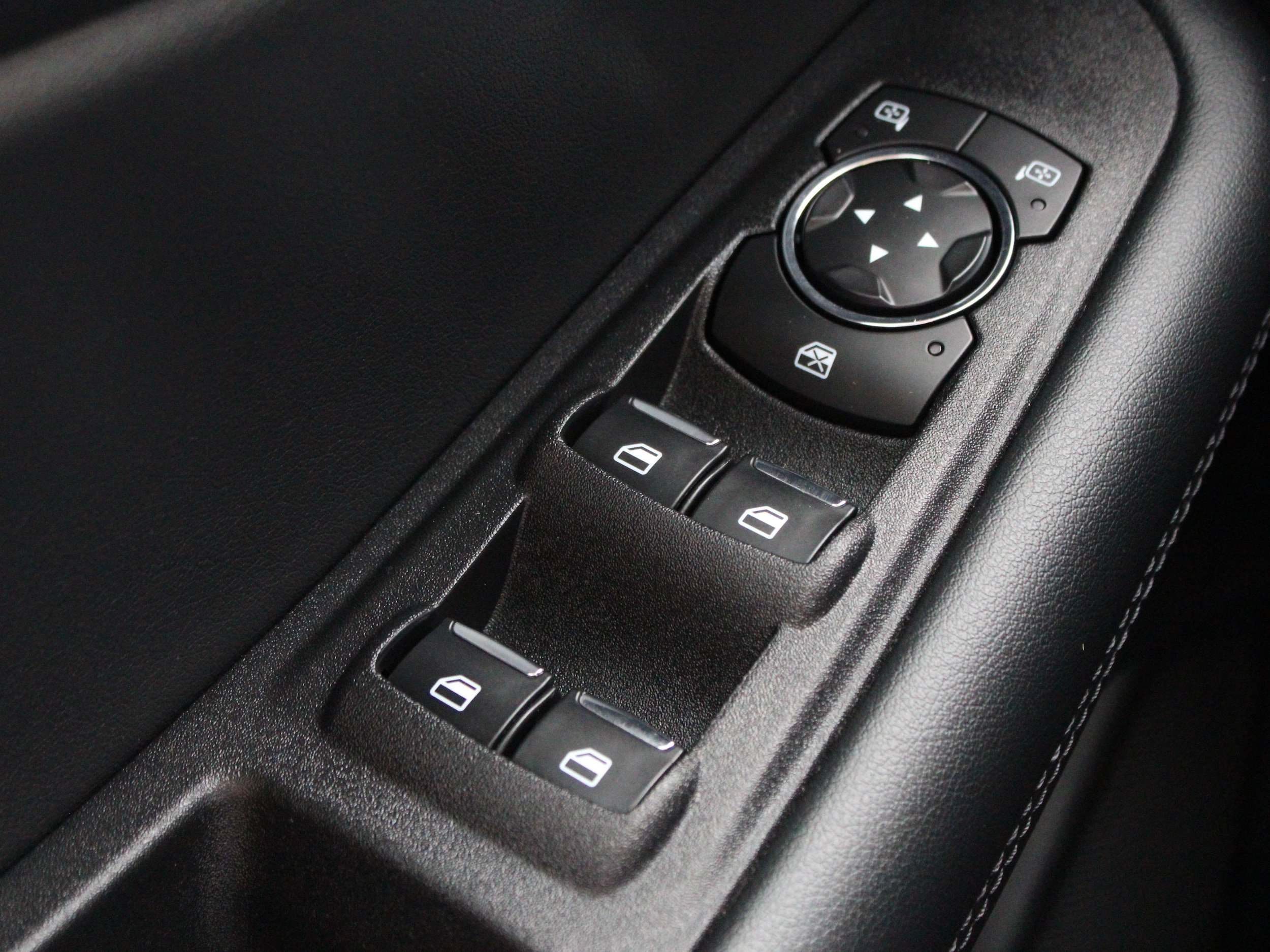 Used 2024 Ford Edge SEL w/ Convenience Package AWD/4WD image 33