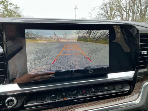 Used 2023 GMC Sierra 1500 Elevation image 19