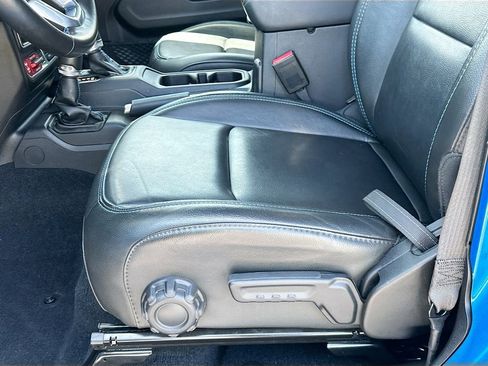 Used 2022 Jeep Wrangler Unlimited Rubicon 4xe w/ Safety Group image 23