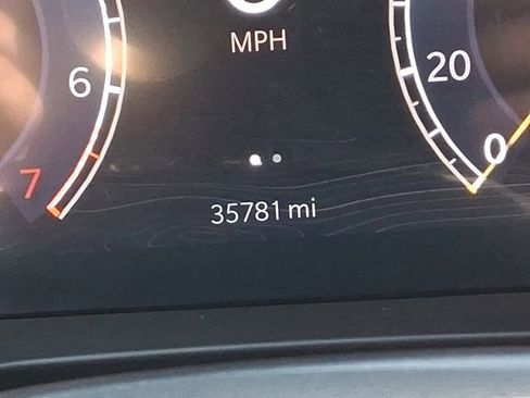 Used 2021 Jeep Grand Cherokee L Limited image 29