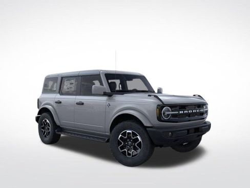 New 2026 Ford Bronco Outer Banks AWD/4WD image 9