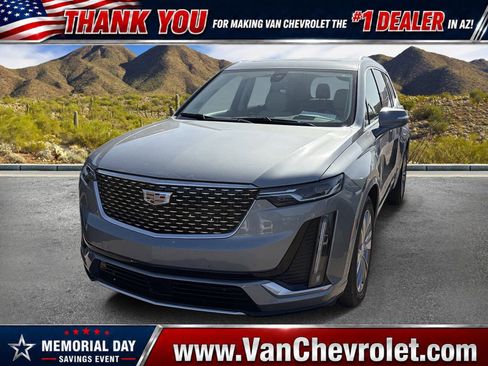 Used 2023 Cadillac XT6 Premium Luxury w/ Technology Package FWD image 1