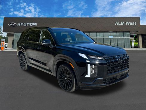 Used 2025 Hyundai Palisade Calligraphy image 3