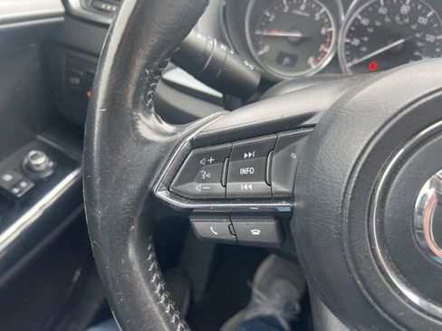 Used 2018 MAZDA CX-9 Touring w/ Touring Premium Package image 9