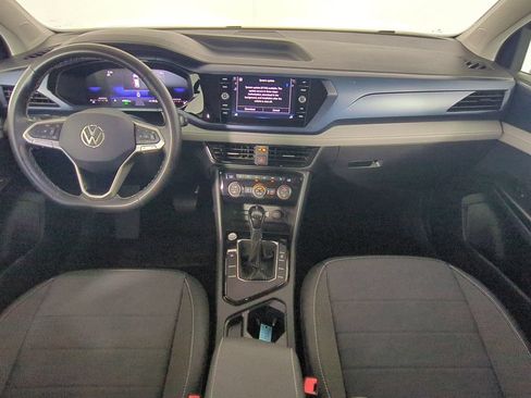 Used 2024 Volkswagen Taos SE FWD image 17