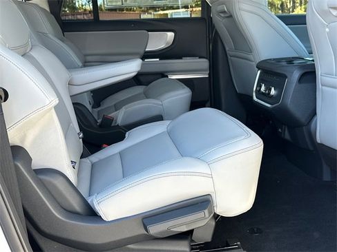 New 2025 Ford Expedition Max Active image 15