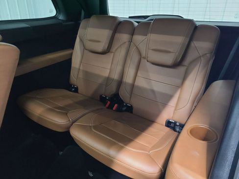 Used 2018 Mercedes-Benz GLS 450 4MATIC image 33