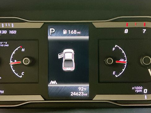 Used 2024 Hyundai Santa Cruz SE FWD image 20